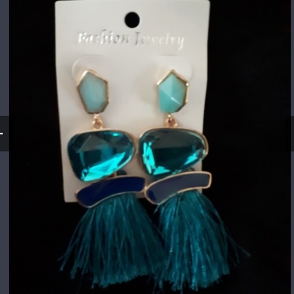 Tassel earrings multi color  and  free gift - Picture 2 of 2